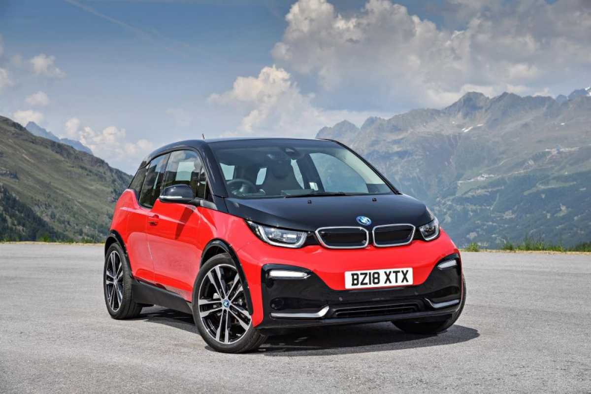 Government cuts EV grant as sales soar