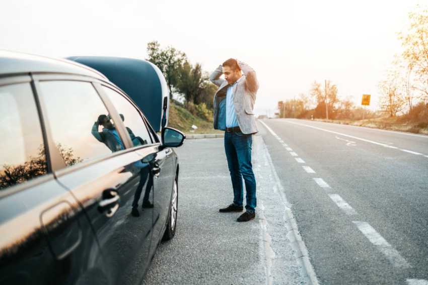 Top 10 reasons cars breakdown in the UK