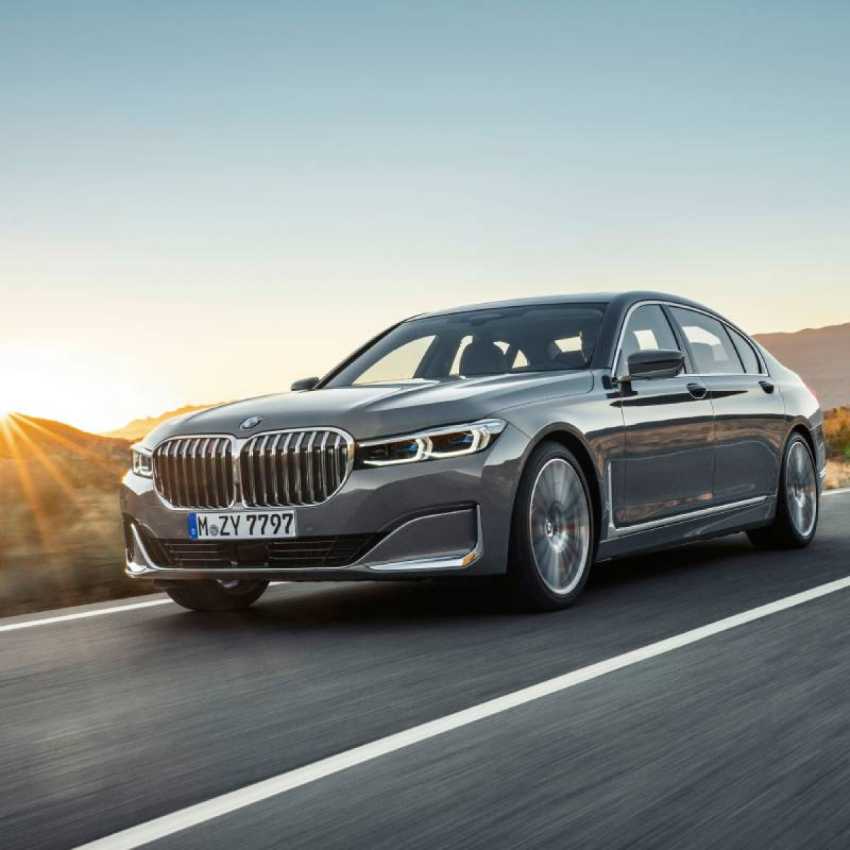 Battle of the premium saloons