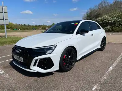 Audi RS 3 Sportback quattro Launch Edition (2021 - 2022)