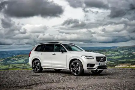 Battle of the seven-seaters