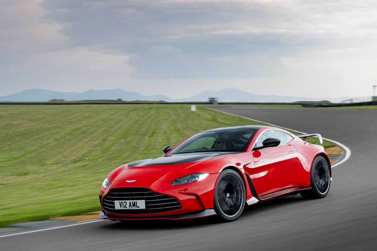 FIRST LOOK: New Aston Martin V12 Vantage