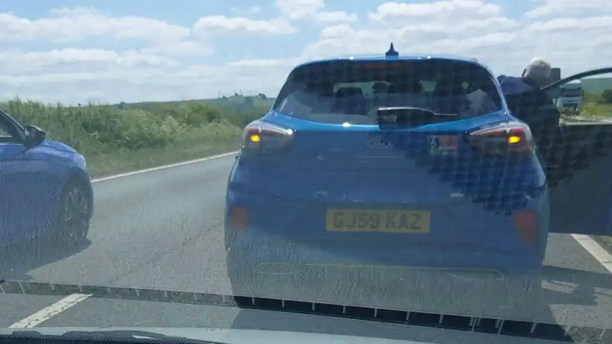 Police appeal for witnesses after man punches woman in road rage incident