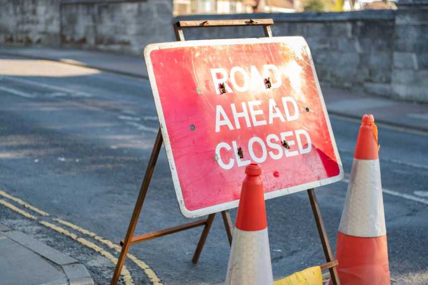 Will our roads really melt in this extreme heat?