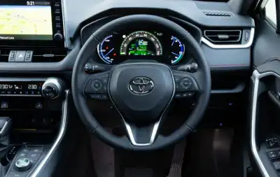 Fact v Fiction; how should you really drive to save money?