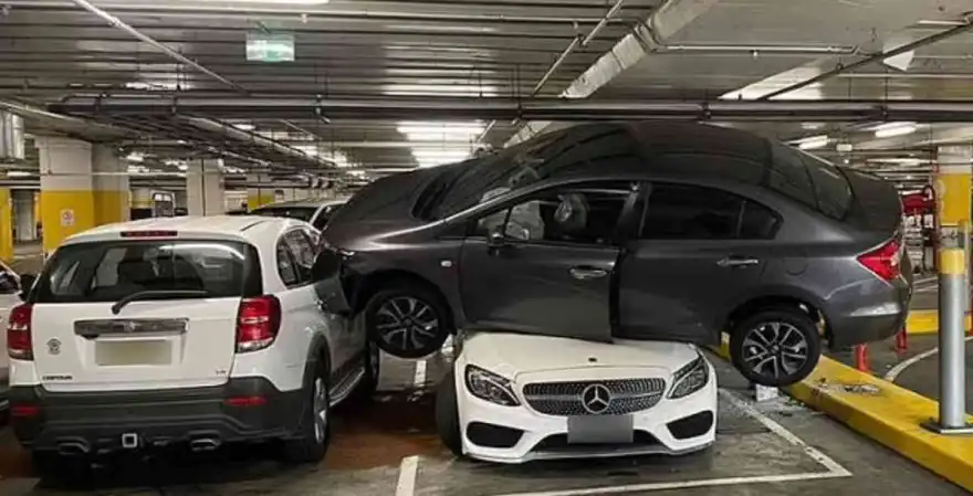 You can’t park there!