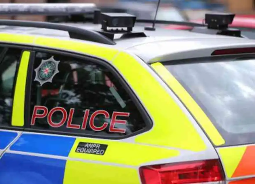 Impatient driver jumps red light and narrowly misses child on bike