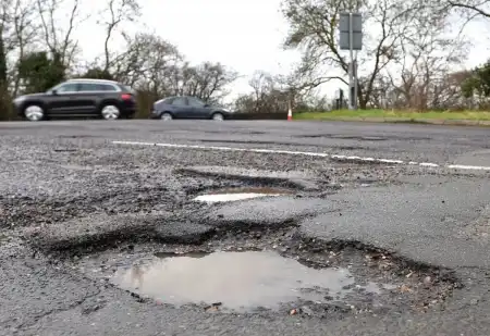 Pothole pandemic as breakdowns hits three-year high