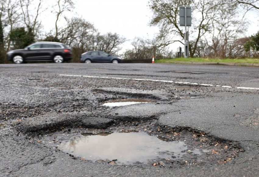 Pothole pandemic as breakdowns hits three-year high
