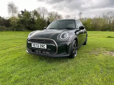 MINI 5-door Hatchback Cooper Resolute Edition (2021 - 2024)