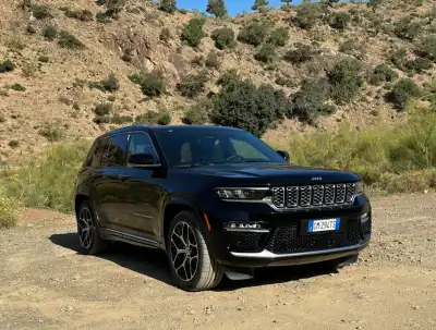 JEEP Grand Cherokee (2022 - 2026)