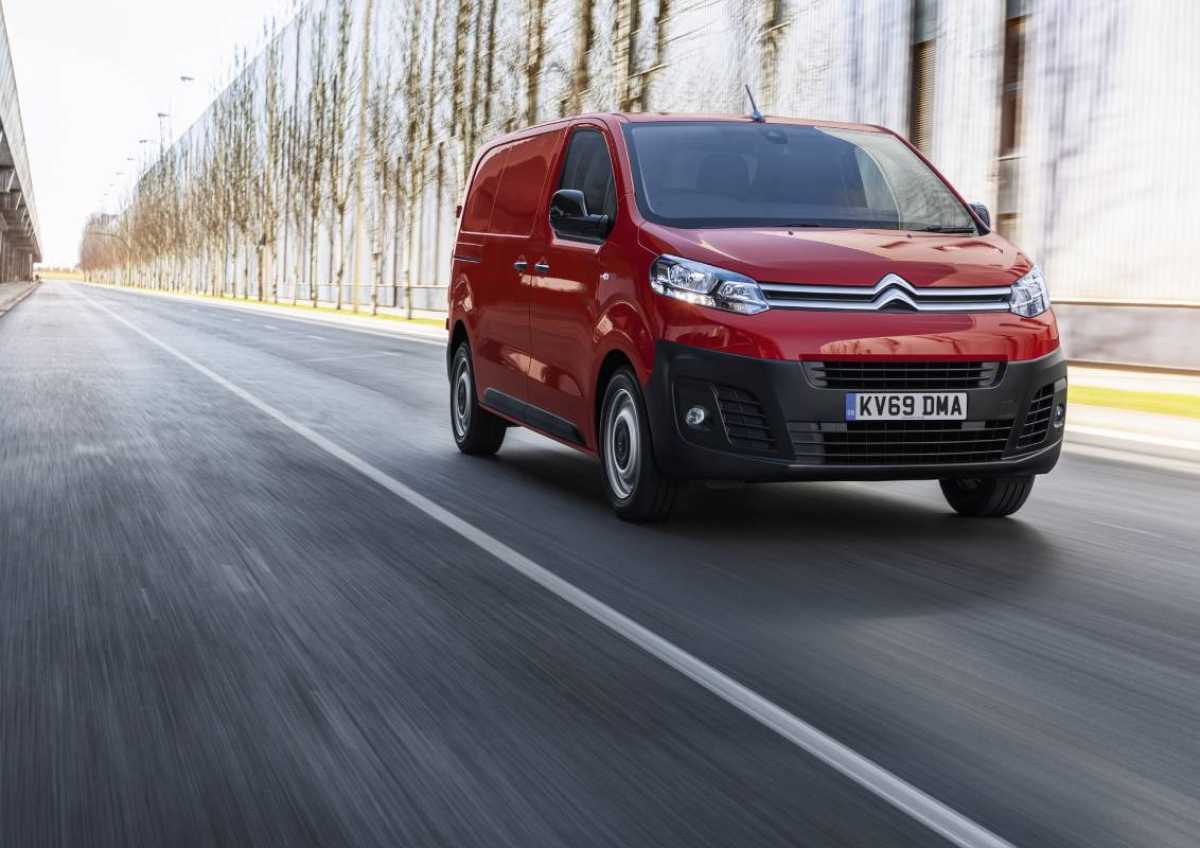 Government calls time on plug-in car grant