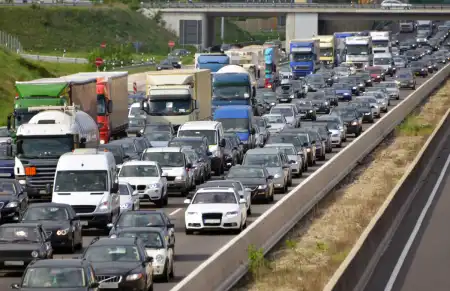 Child falls out of moving car on M25