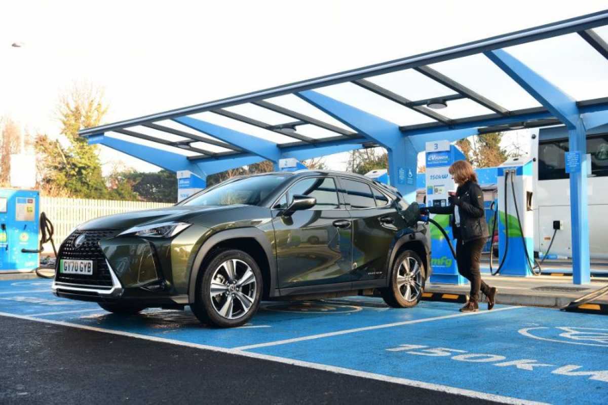 Think-tank urges rethink on taxation for electric cars to protect public finances