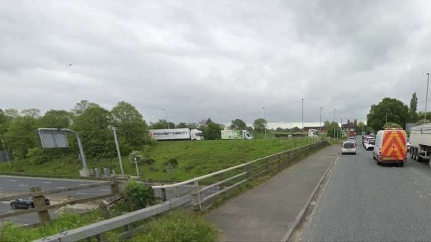 Car falls from bridge causing M6 to shut