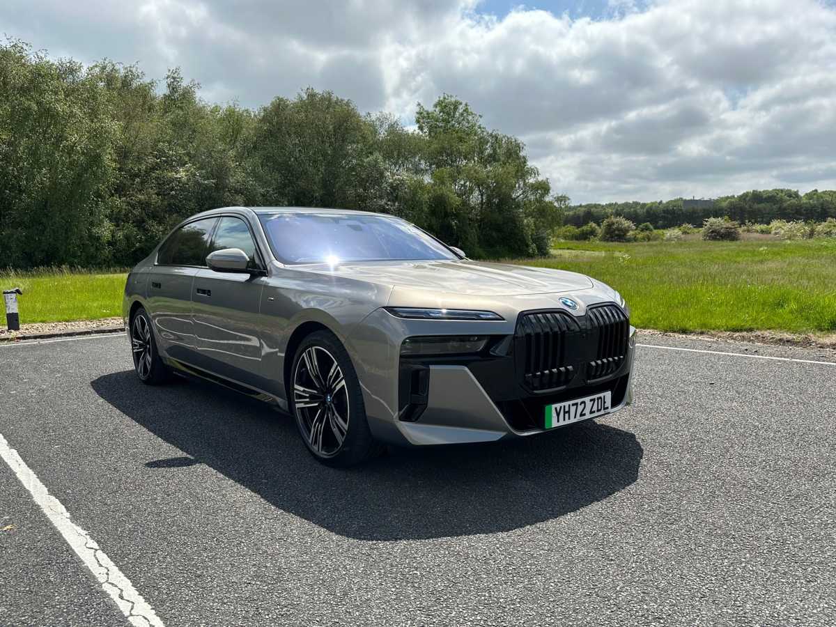 BMW i7 xDrive60 M Sport (2022 - 2026)