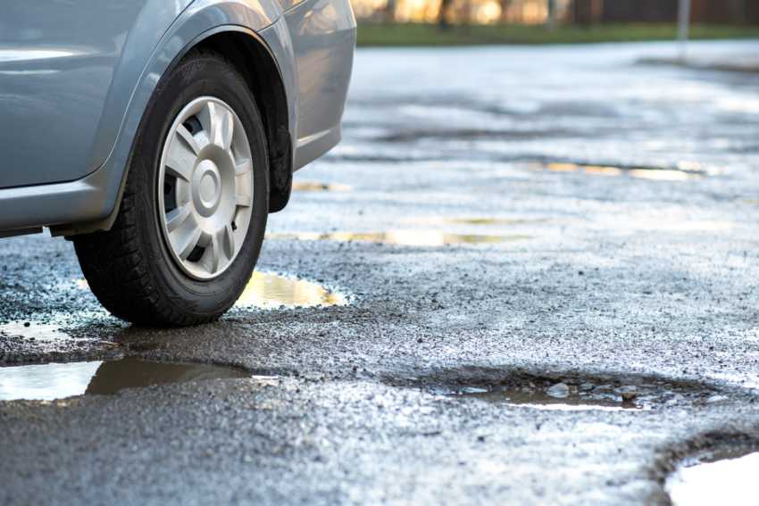 Where in the UK has the most amount of potholes?