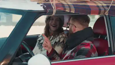 Ranked: Top 30 Christmas Driving Songs