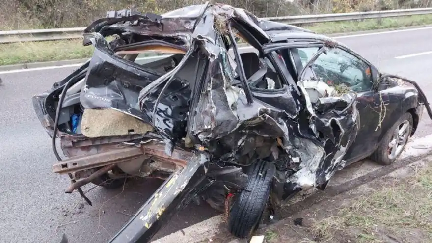 Police issue warning after horrifying picture released involving parked car