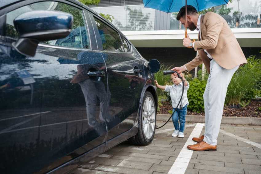 Electric car coverage is ‘inaccurate’ in the media, says House of Lords committee