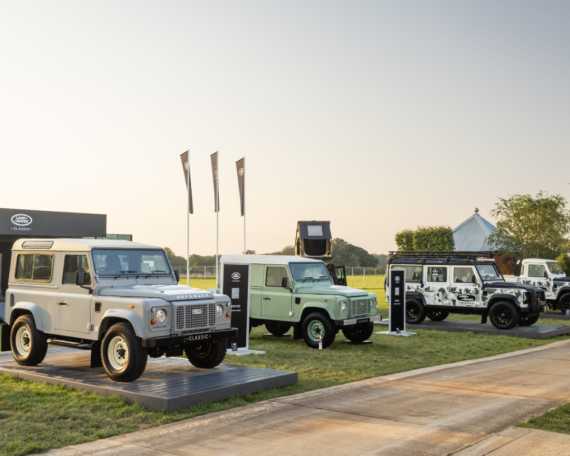 Land Rover Defender