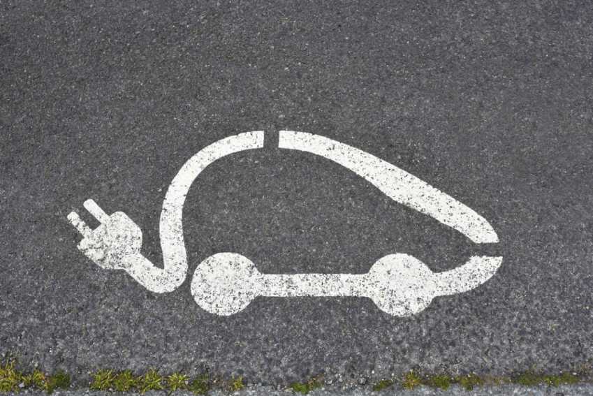 Electric car ads from BMW and MG banned over ‘zero emissions’ claims