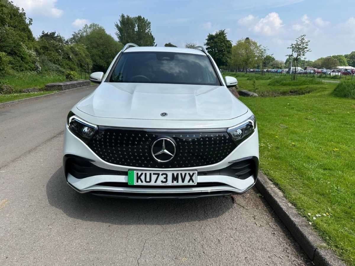 Mercedes-Benz EQB 250+ AMG Line Executive (2021 - 2024)