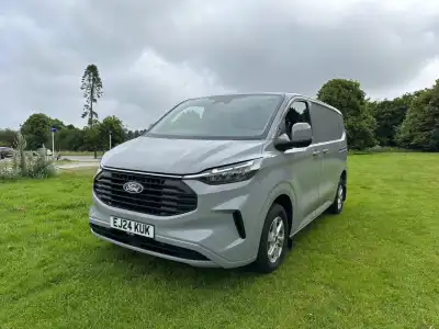 Ford Transit Custom Limited (2023 - )