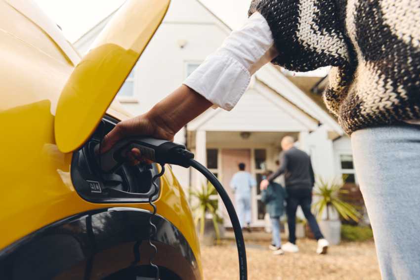 EV charging trends 2024: accelerating growth and emerging challenges