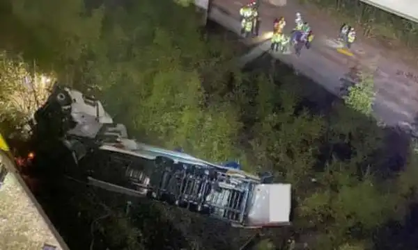 Lorry Falls 18 Metres from M6 Bridge in Cheshire