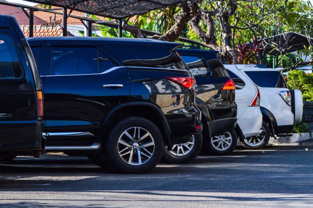 Bigger cars, bigger fees: Bristol plans size-based parking charges
