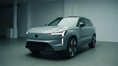 Volvo ad praised on social media
