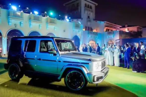 New Record-Holding G-Class Revealed Just Before Abu Dhabi Grand Prix New Record-Holding G-Class Revealed Just Before Abu Dhabi Grand Prix