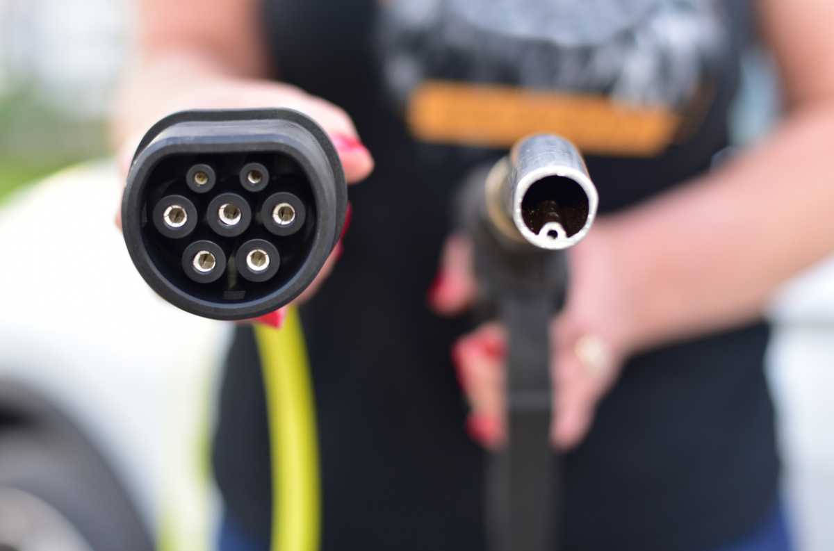 UK electric vehicle prices close the gap with petrol cars, now just 18% apart