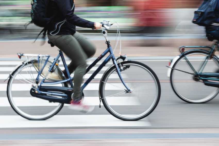UK cyclists to face penalties for 10 new riding offences