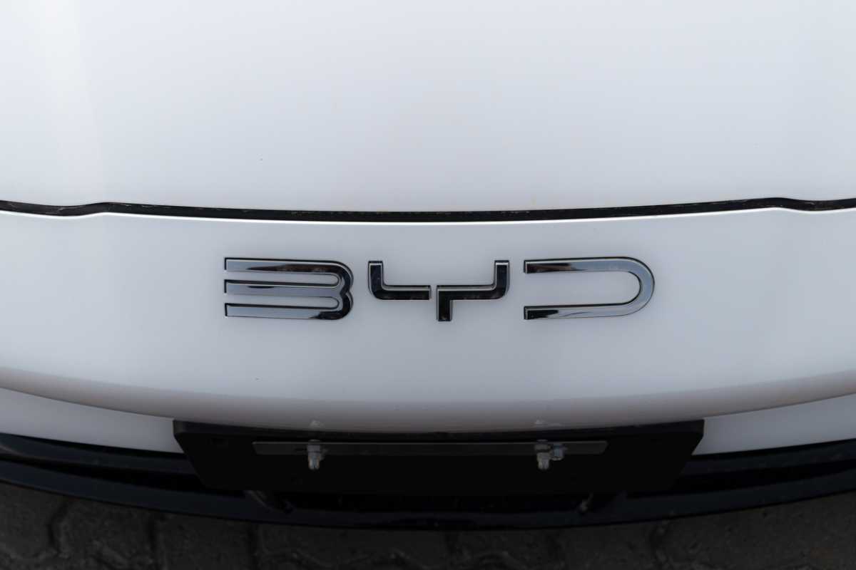 China’s BYD surpasses Tesla in sales, leaving Elon Musk behind