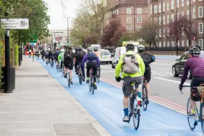 James May: Cars are "Totally Pointless" in Cities, Calls for Cycling Overhaul