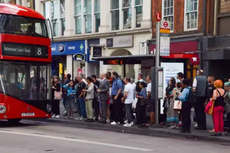Survey reveals public transport still can’t compete with cars – even after decades