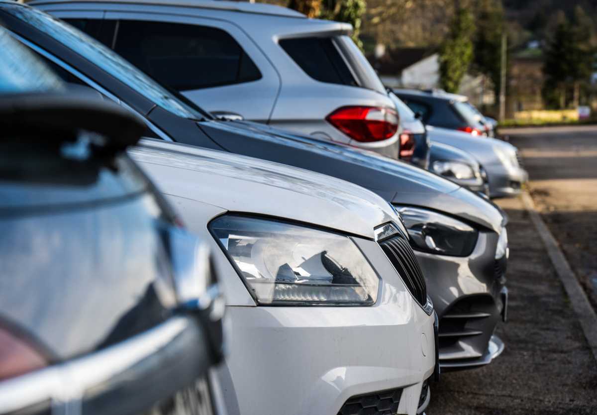 UK sells over 1 million cars a year that don’t fit in parking spaces