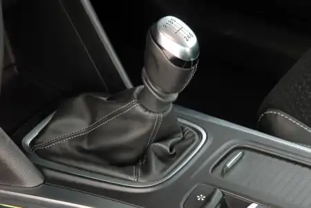 Manual gearboxes could disappear from new cars by 2037