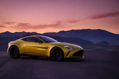 Aston Martin Vantage (2025 - )