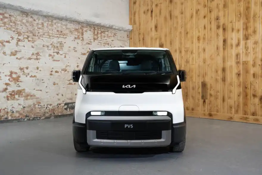 Kia Unveils First Fully Electric Van in the UK