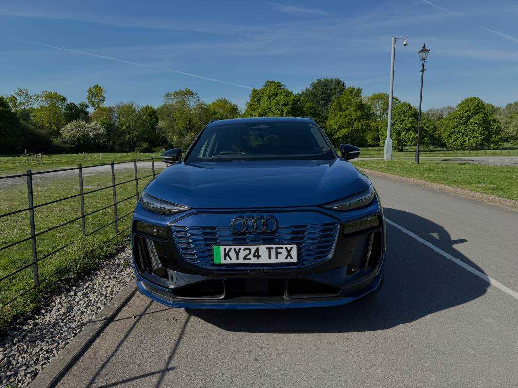 Audi Q6 e-tron quattro Launch Edition (2024 - )
