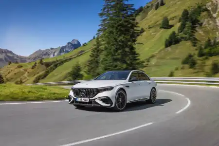 Mercedes-AMG E 53 HYBRID 4MATIC Saloon (2024 - )