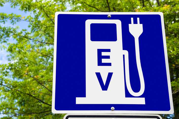 New EV charging road signs announced for A-roads across England