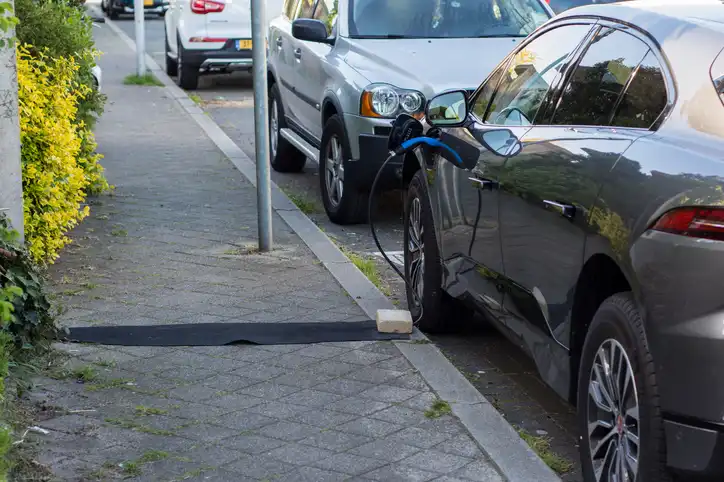 Don’t have a driveway? Oxfordshire's got a clever fix for charging your EV
