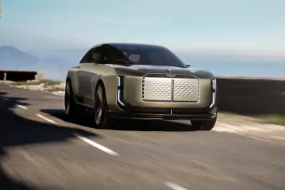 Bentley EXP 15 revealed - Is this the coolest luxury car ever built?