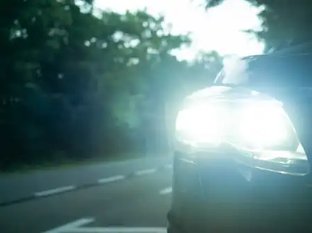 Can you get a fine for one headlight? Highway Code rules explained
