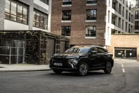 Omoda E5 review: the electric SUV you will see more of in the UK