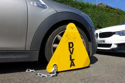 Motorists face £300 fine and driving ban as police crack down on uninsured drivers